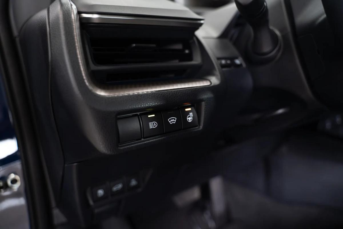 toyota-prius-2025-hibrido-a-gasolina-1987cc