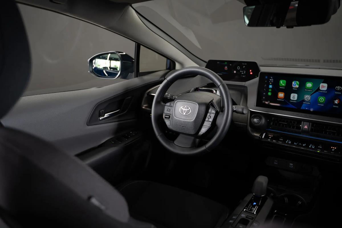 toyota-prius-2025-hibrido-a-gasolina-1987cc