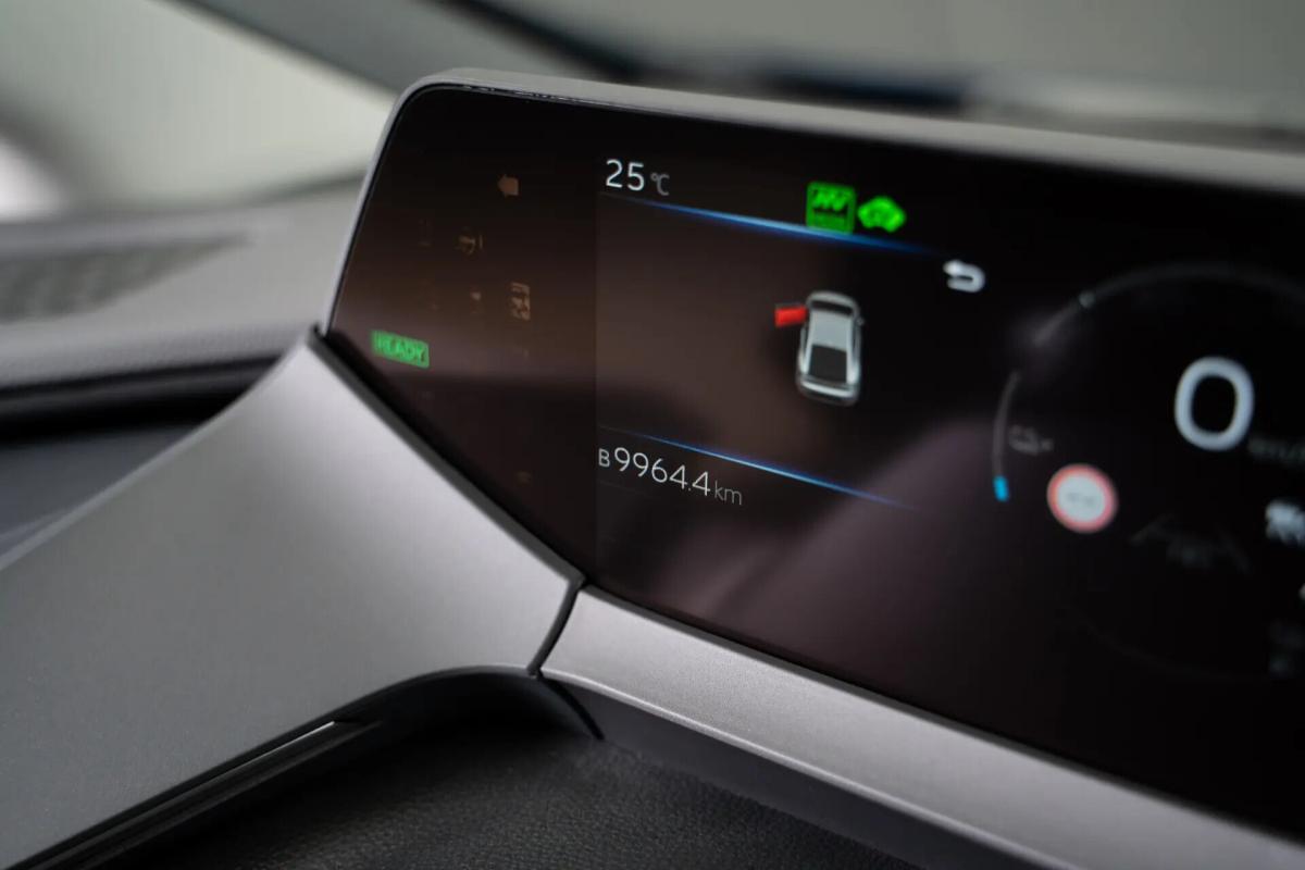 toyota-prius-2025-hibrido-a-gasolina-1987cc