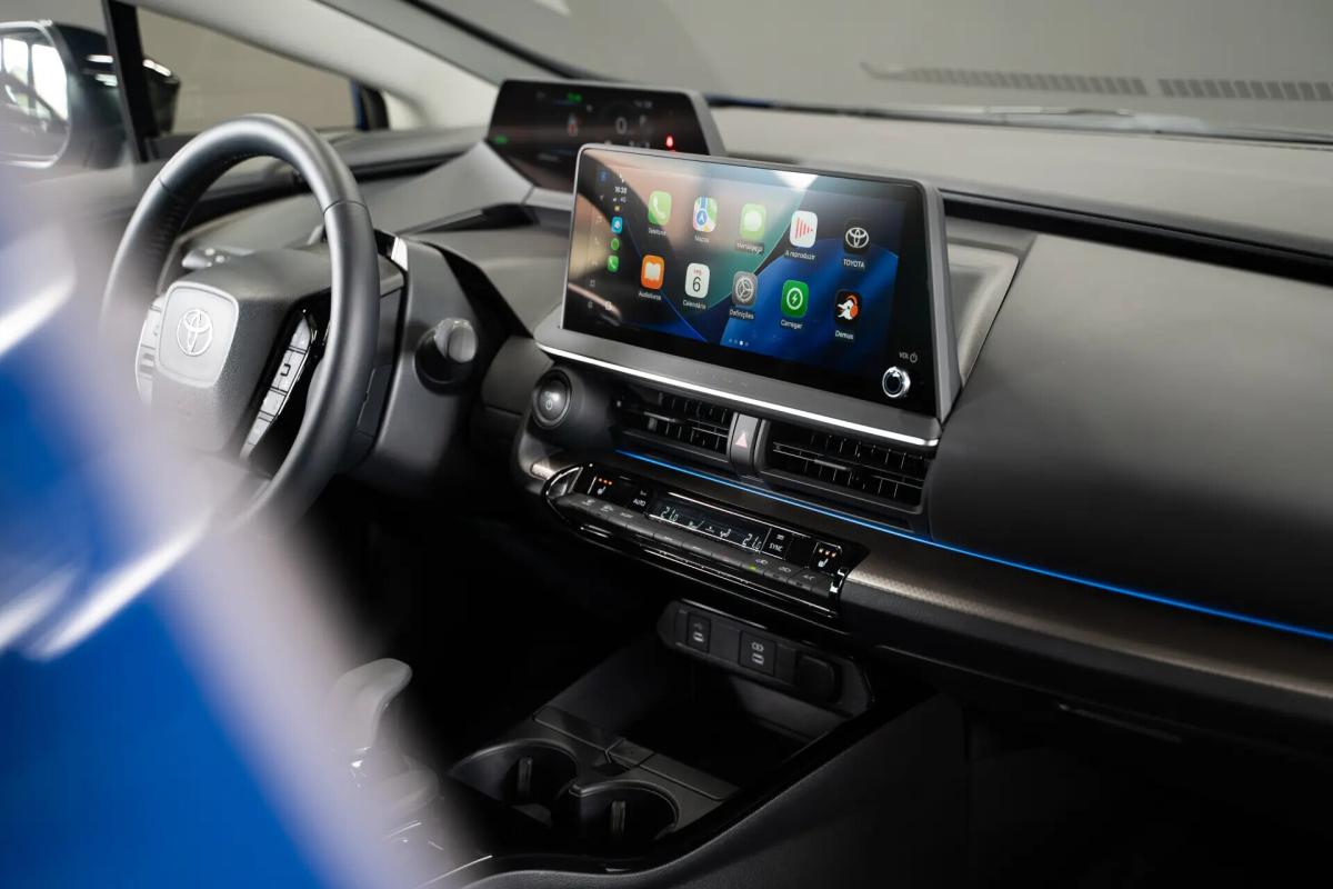toyota-prius-2025-hibrido-a-gasolina-1987cc