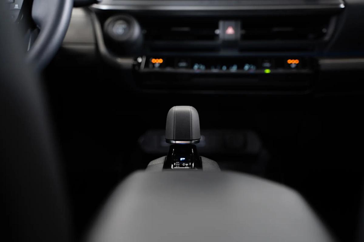 toyota-prius-2025-hibrido-a-gasolina-1987cc