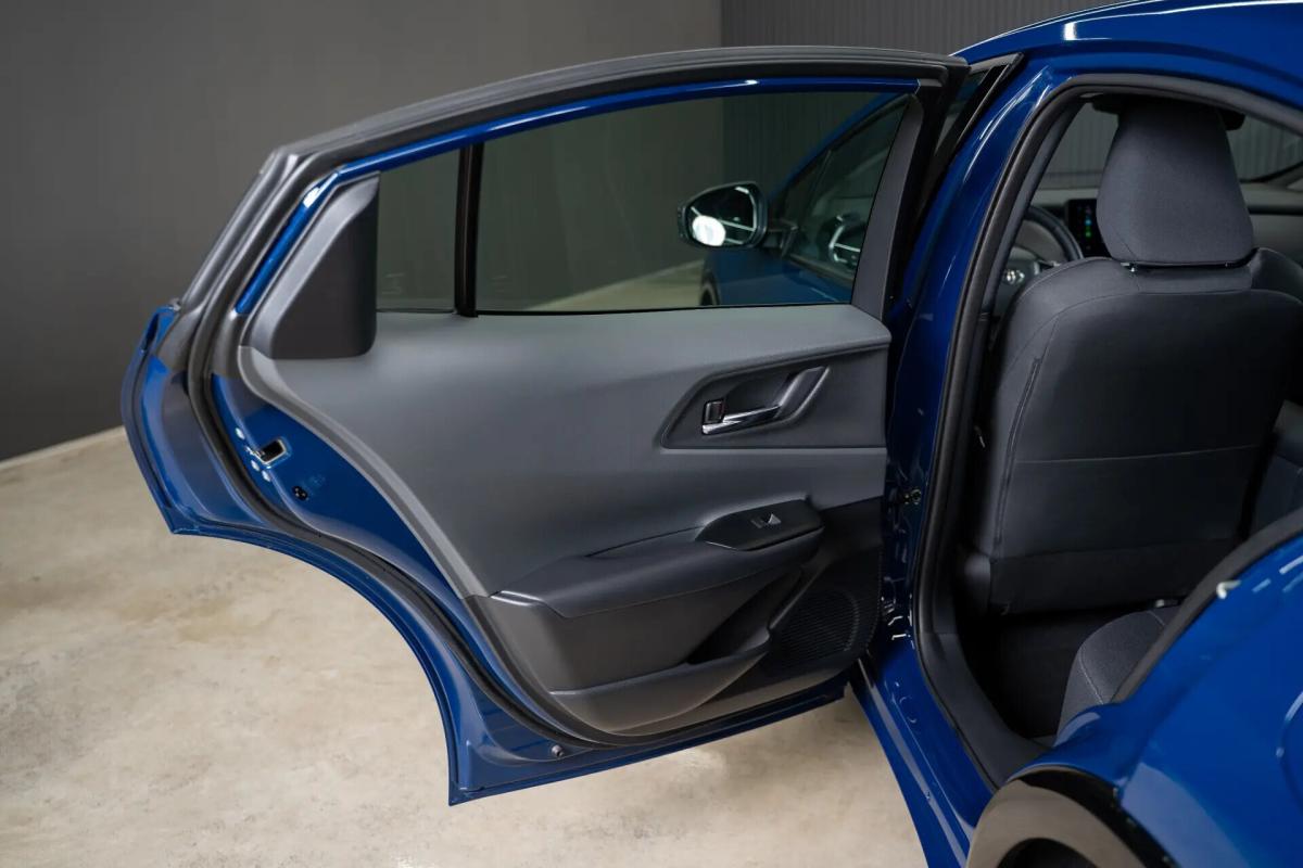 toyota-prius-2025-hibrido-a-gasolina-1987cc