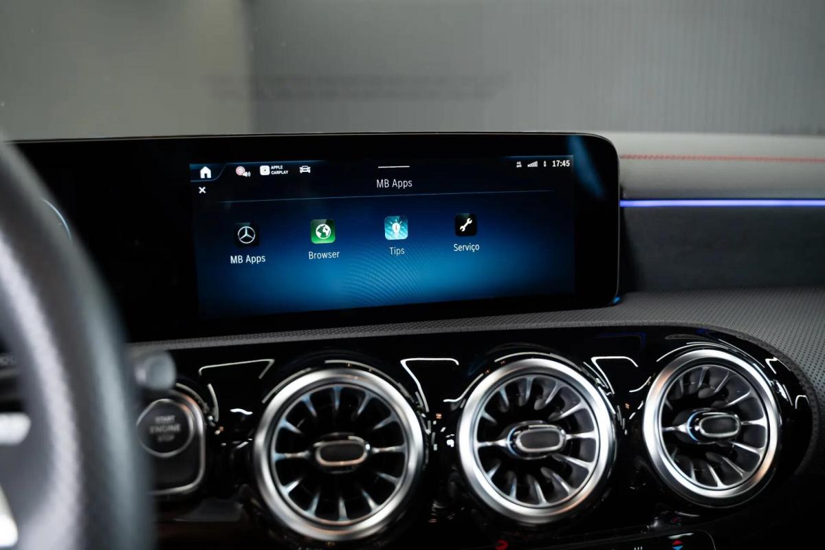 mercedes-benz-cla-250-2025-hibrido-a-gasolina-1332cc