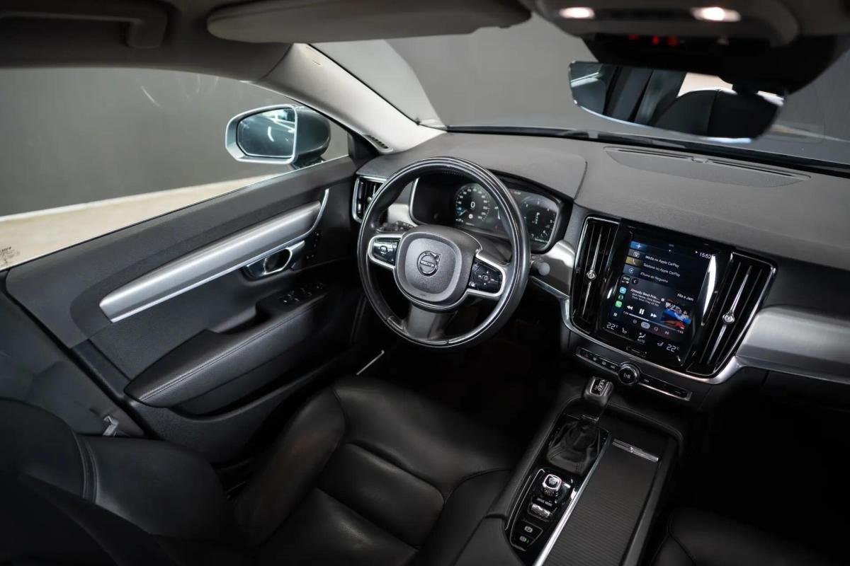 volvo-s90-2017-diesel-1999cc