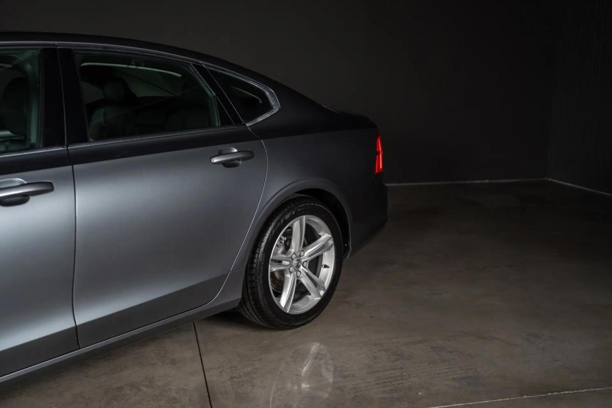 volvo-s90-2017-diesel-1999cc