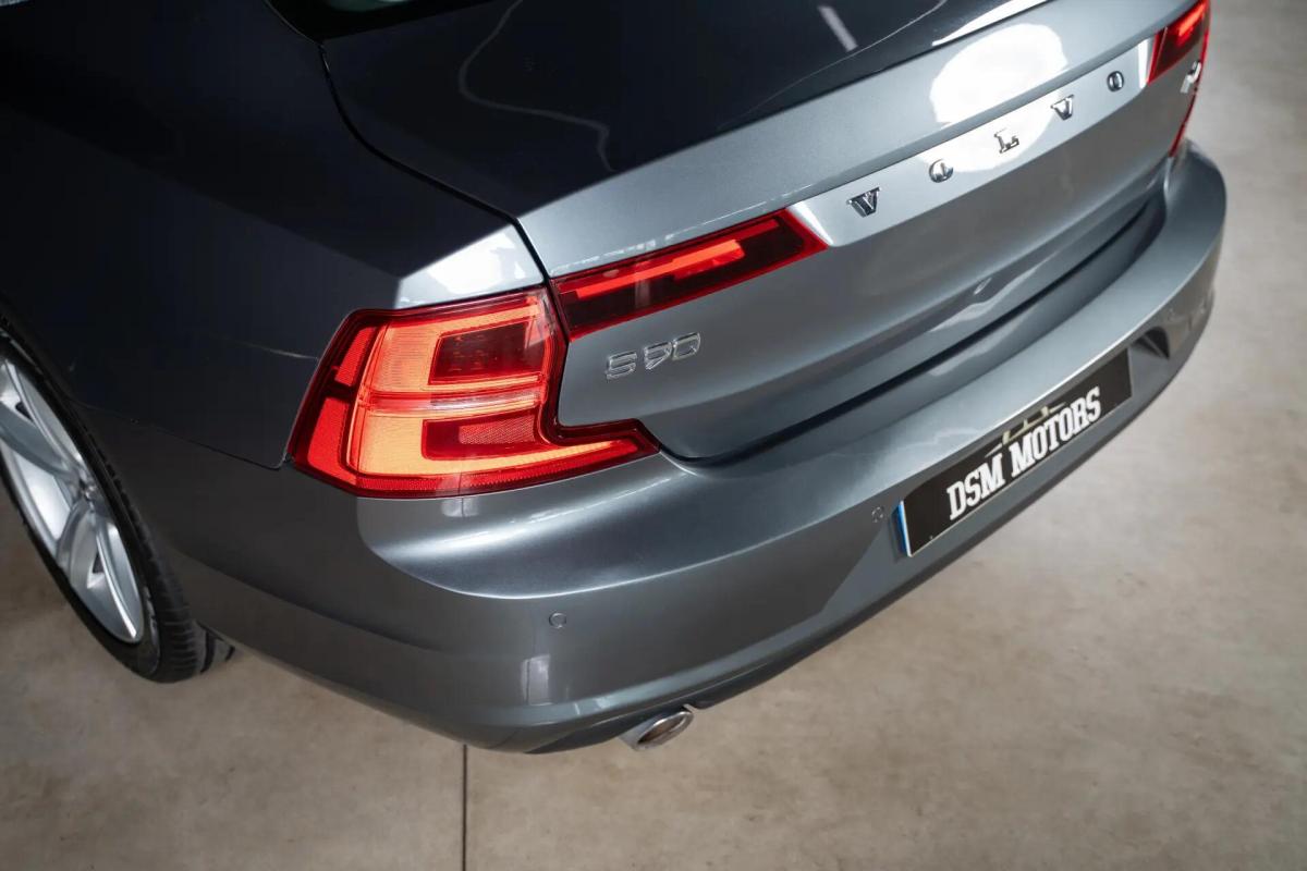 volvo-s90-2017-diesel-1999cc