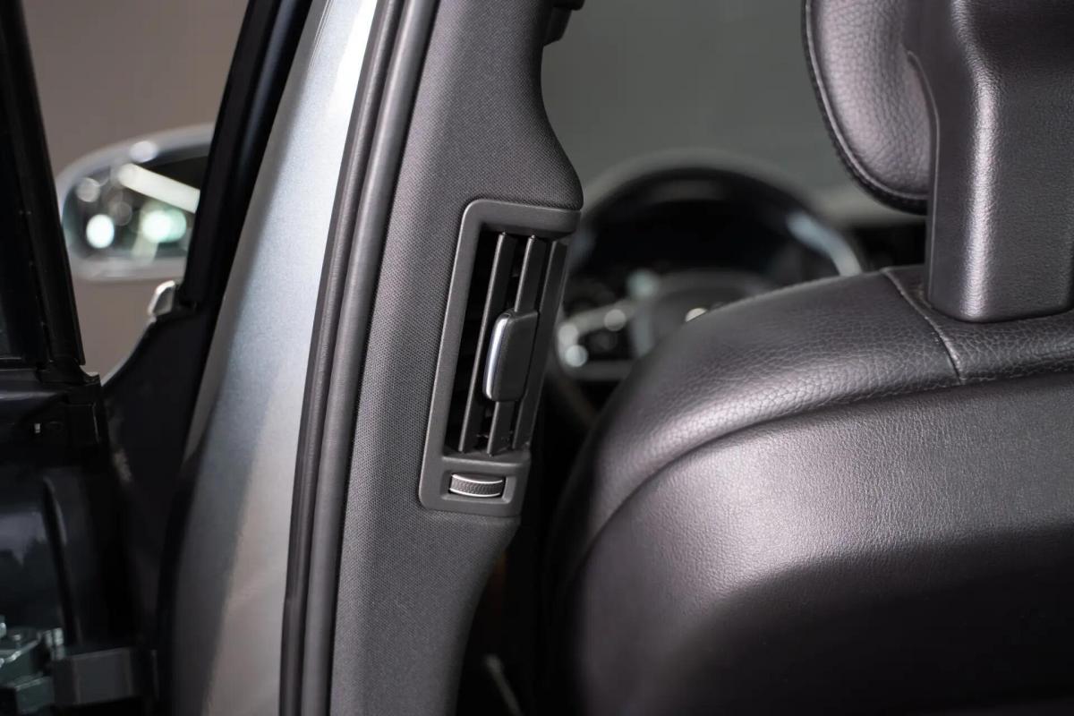volvo-s90-2017-diesel-1999cc