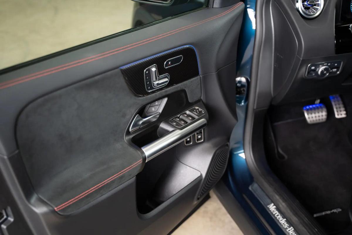 mercedes-benz-gla-250-e-2023-hibrido-a-gasolina-1332cc
