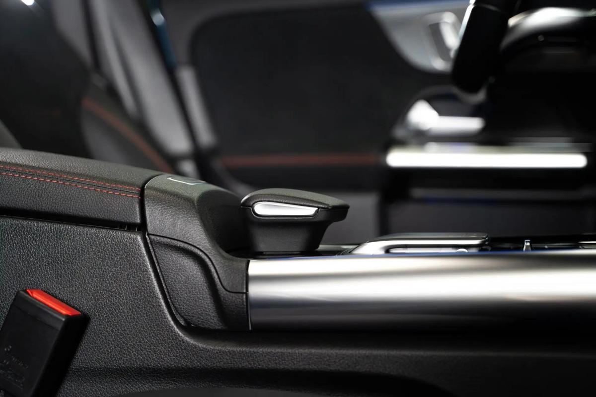 mercedes-benz-gla-250-e-2023-hibrido-a-gasolina-1332cc