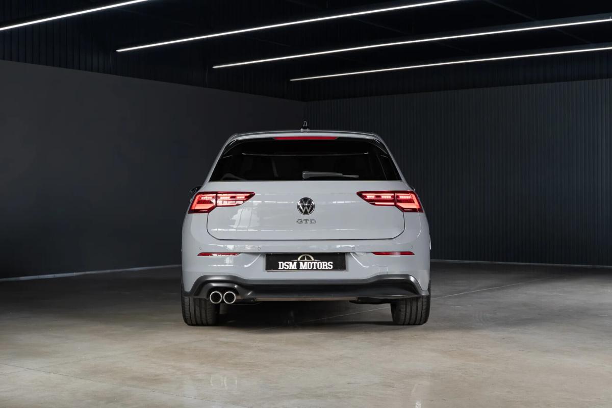 volkswagen-golf-2021-diesel-1968cc