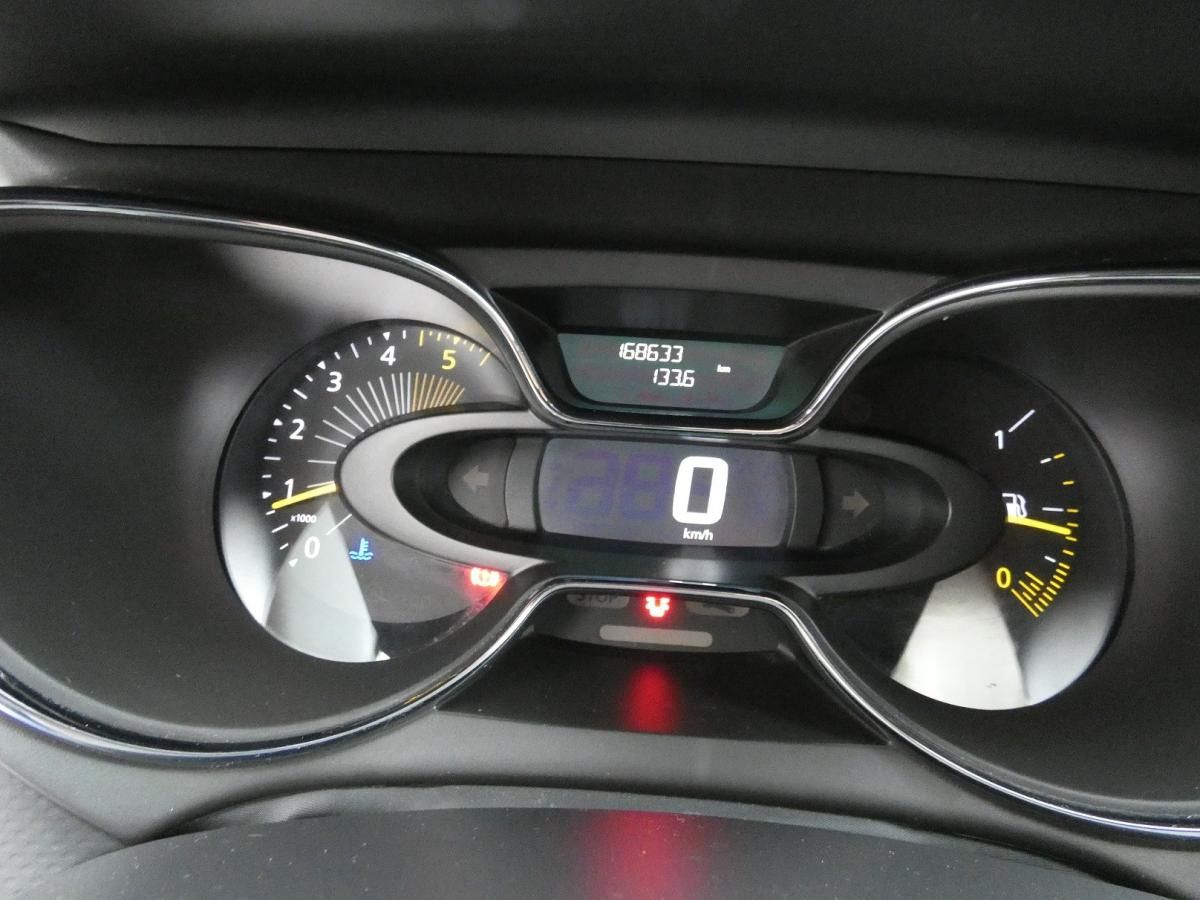 renault-captur-2015-diesel-1461cc