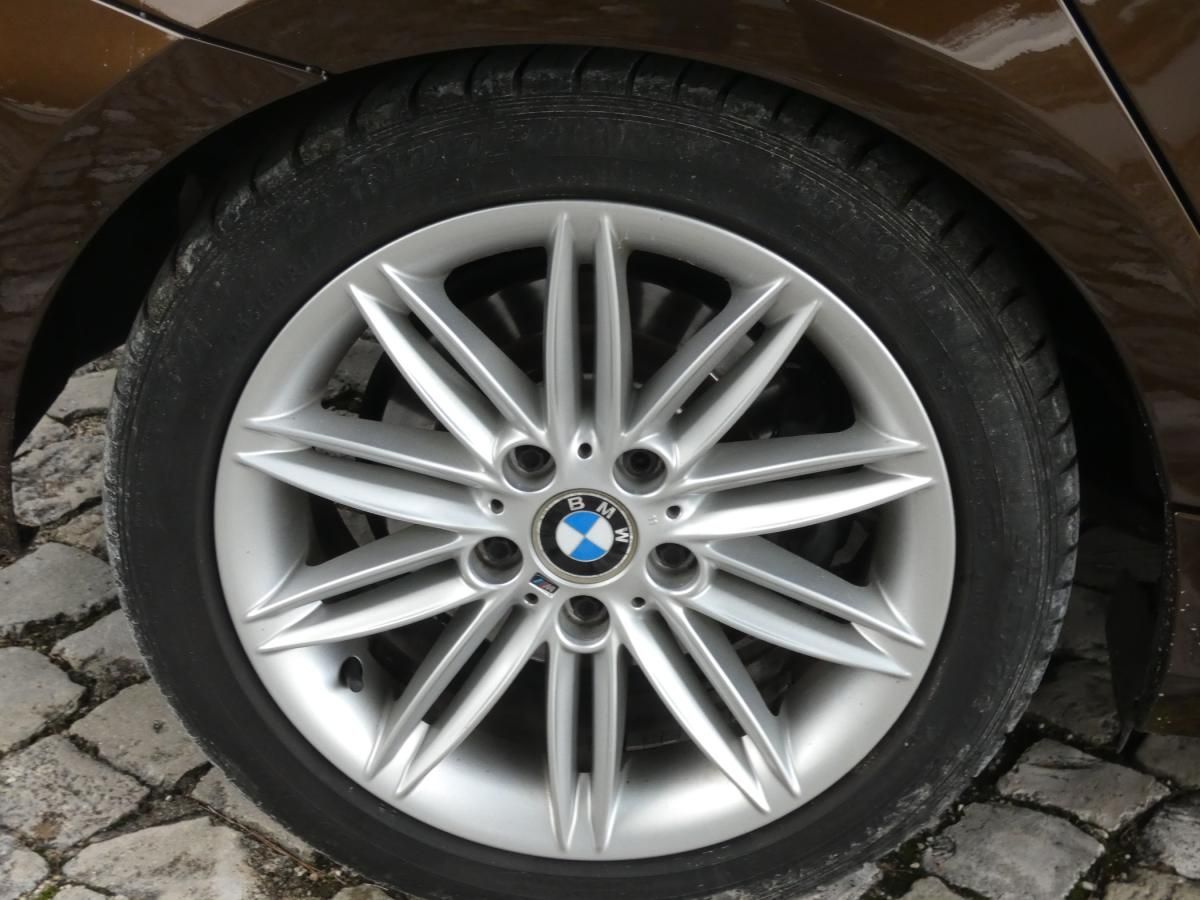 bmw-serie-1-2011-diesel-1995cc