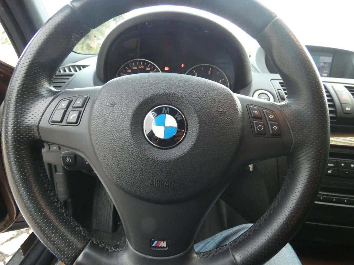bmw-serie-1-2011-diesel-1995cc