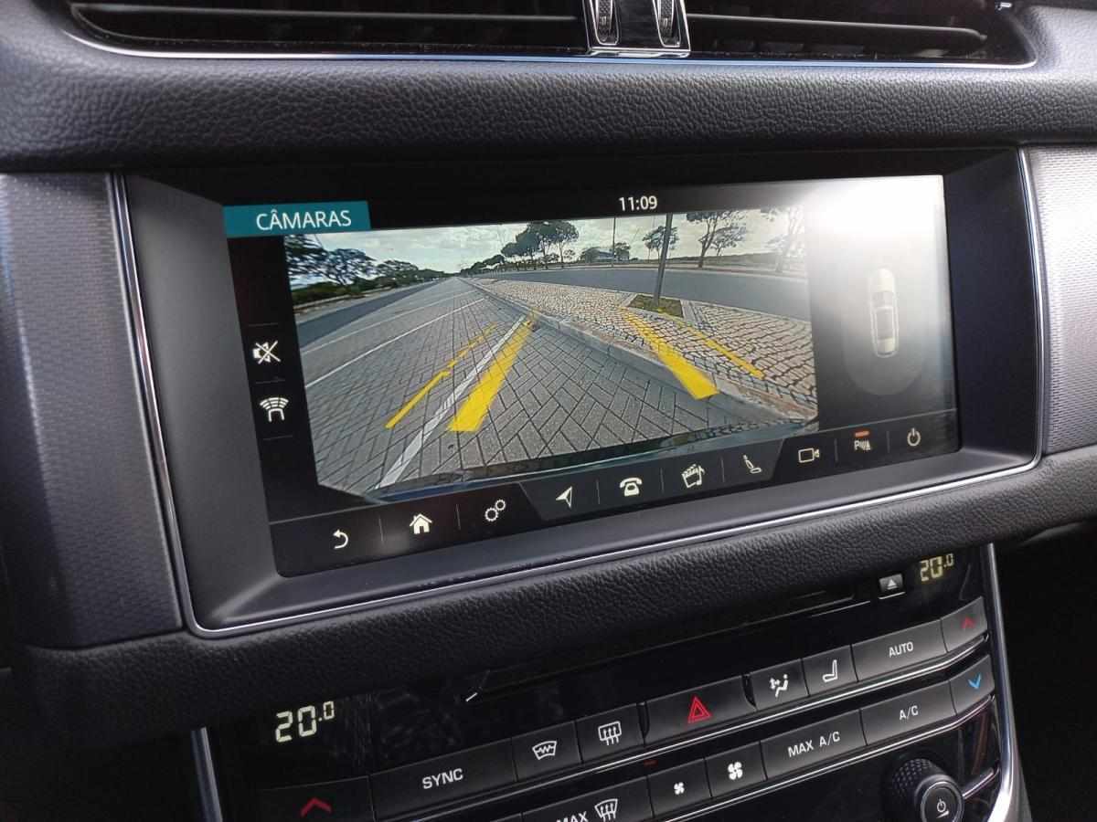 jaguar-xf-20d-2018-diesel-1999cc