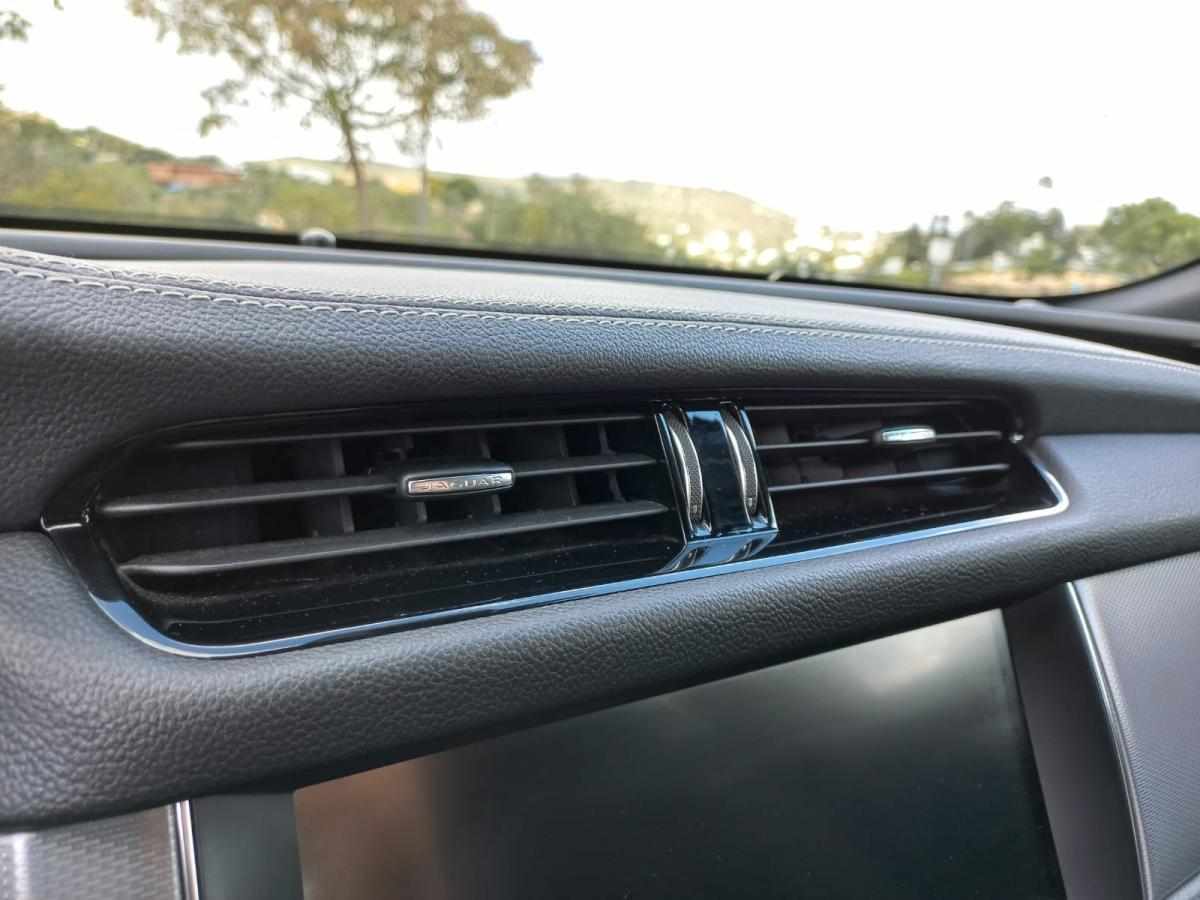 jaguar-xf-20d-2018-diesel-1999cc