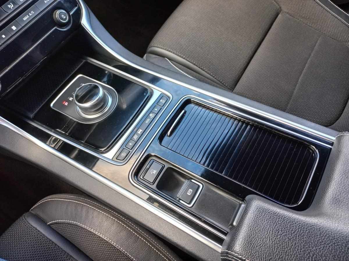 jaguar-xf-20d-2018-diesel-1999cc