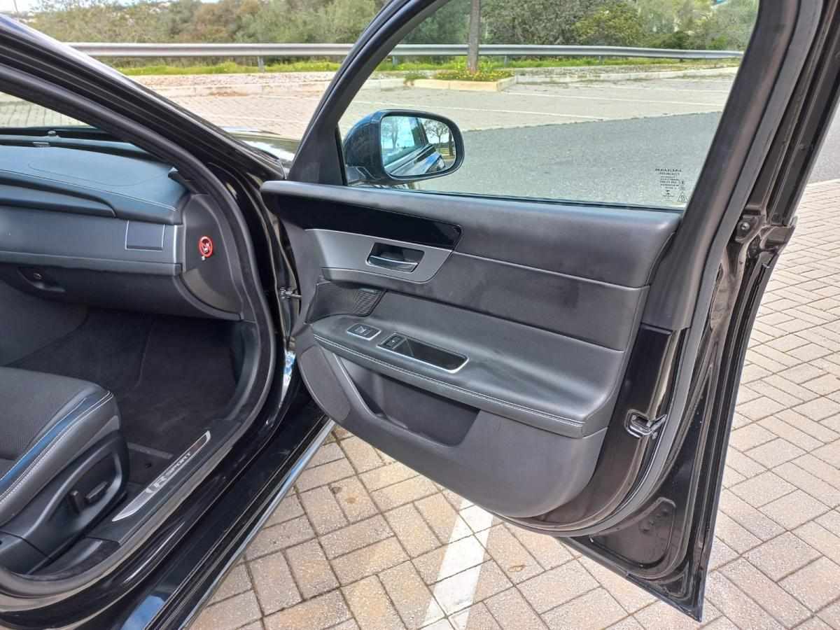 jaguar-xf-20d-2018-diesel-1999cc