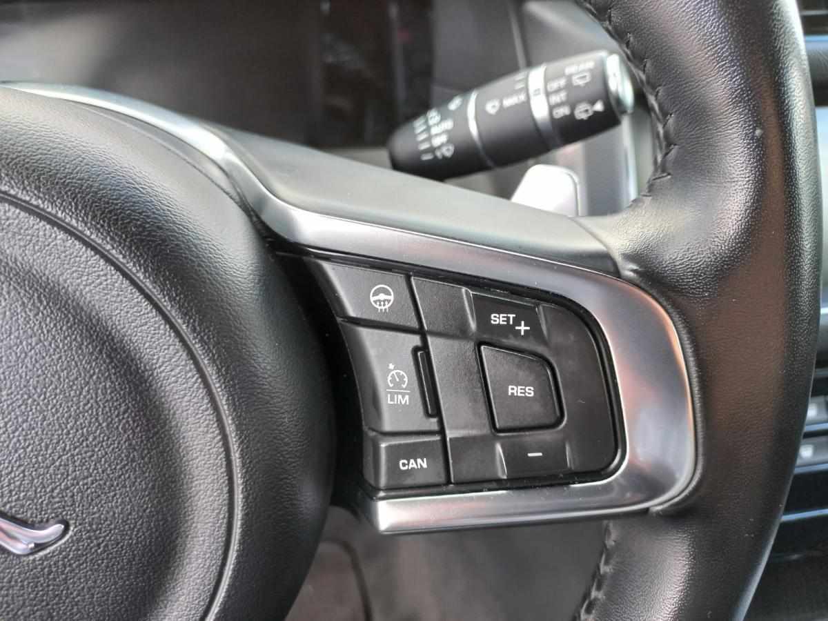 jaguar-xf-20d-2018-diesel-1999cc