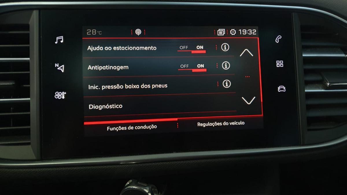 peugeot-308-sw-2018-diesel-1499cc