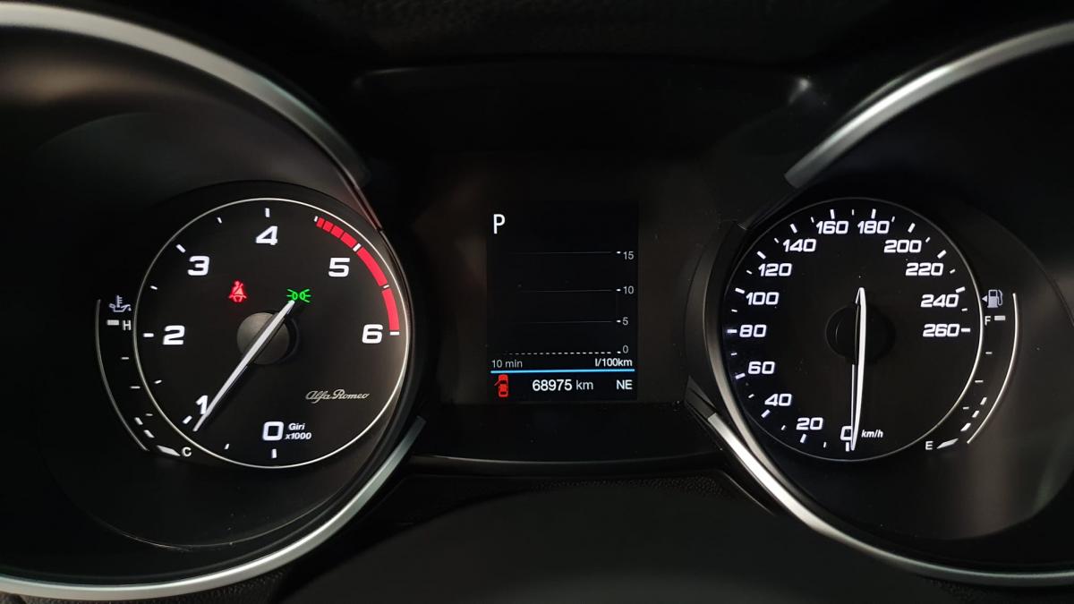 alfa-romeo-stelvio-2019-diesel-2143cc