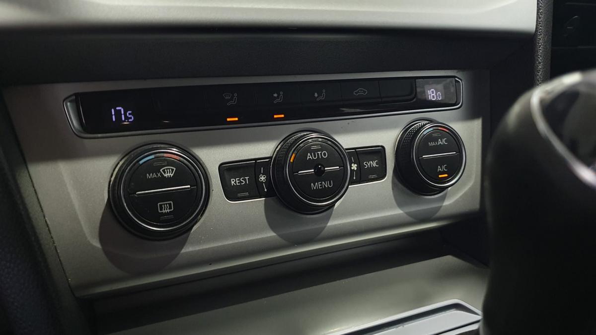 volkswagen-passat-variant-2015-diesel-1598cc