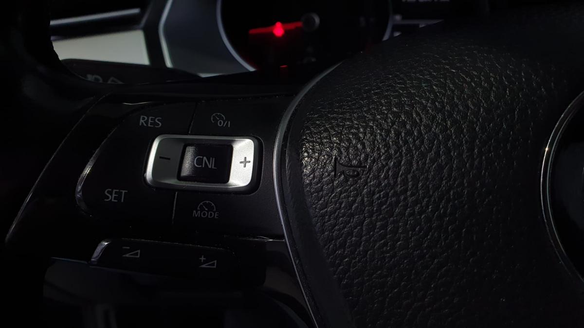 volkswagen-passat-variant-2015-diesel-1598cc