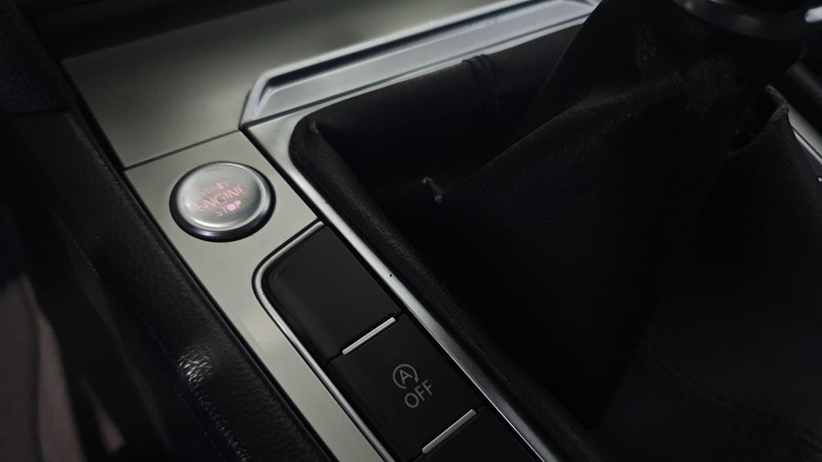 volkswagen-passat-variant-2015-diesel-1598cc