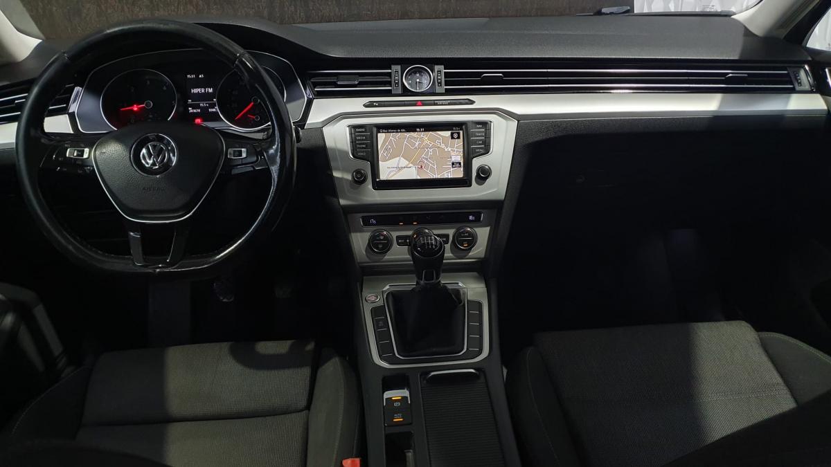 volkswagen-passat-variant-2015-diesel-1598cc