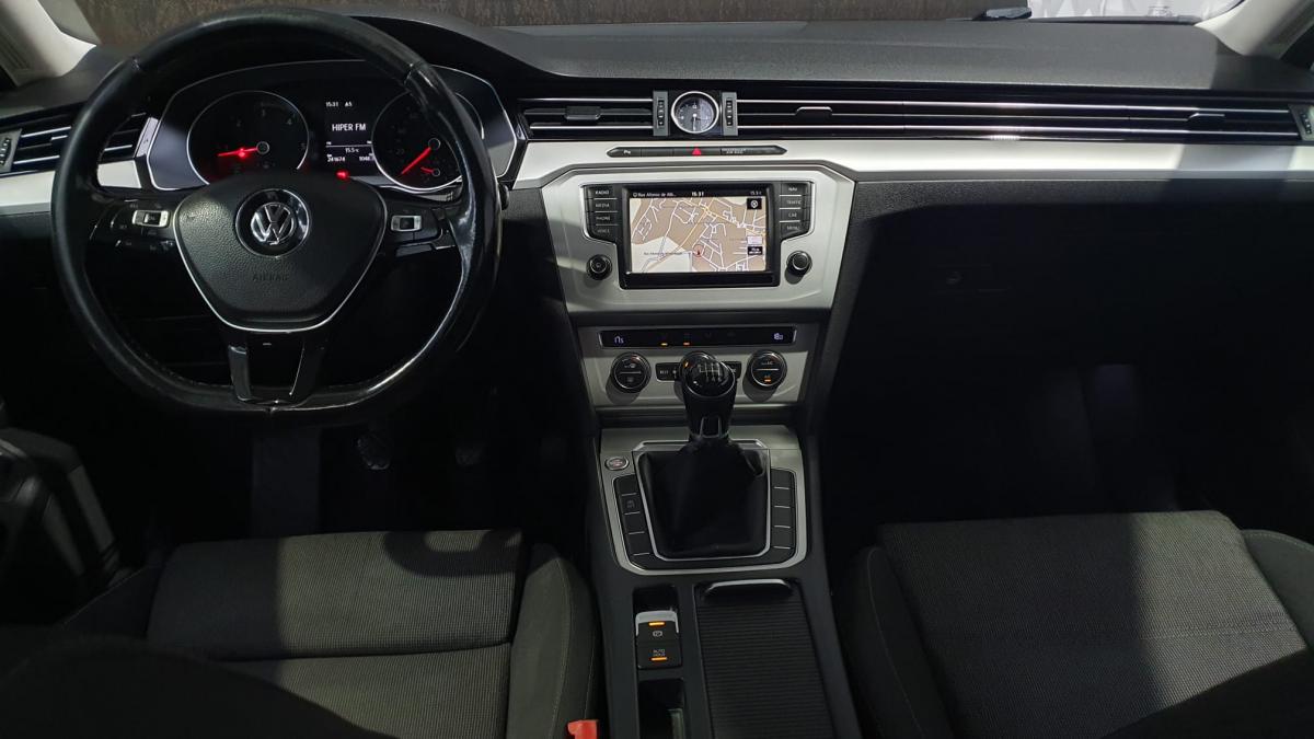 volkswagen-passat-variant-2015-diesel-1598cc