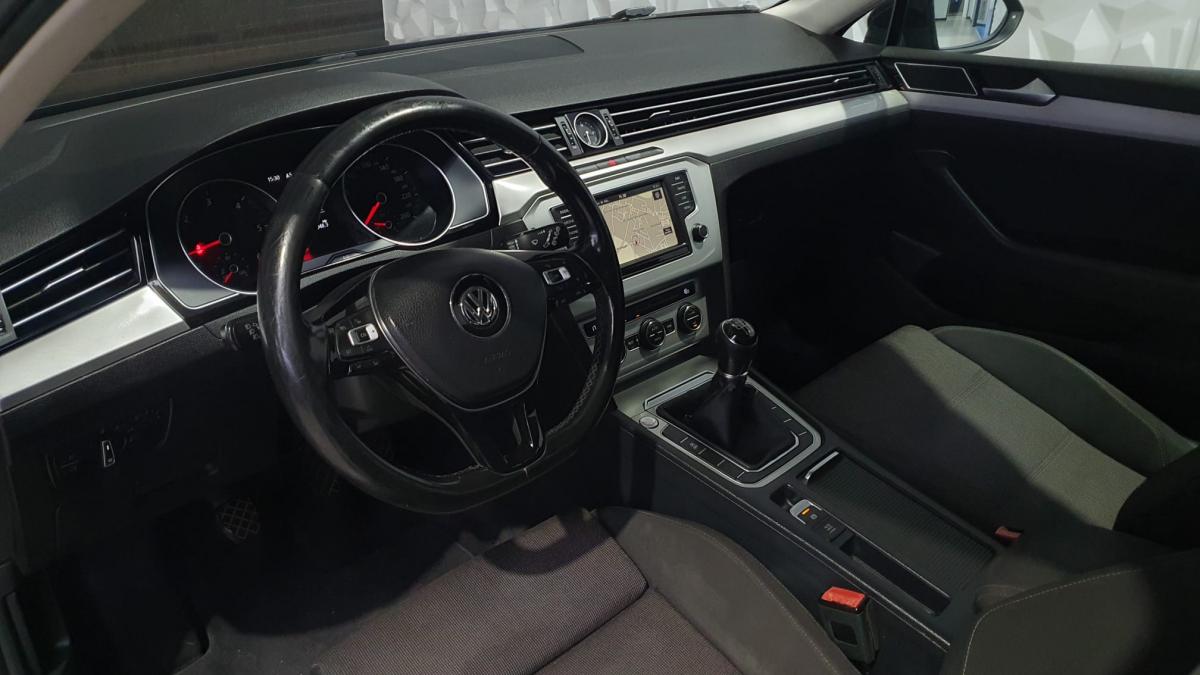 volkswagen-passat-variant-2015-diesel-1598cc