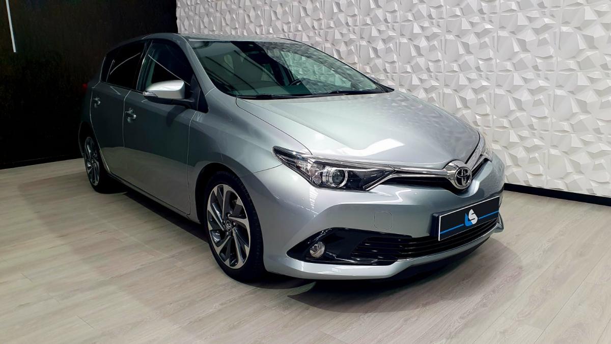 toyota-auris-2016-diesel-1364cc