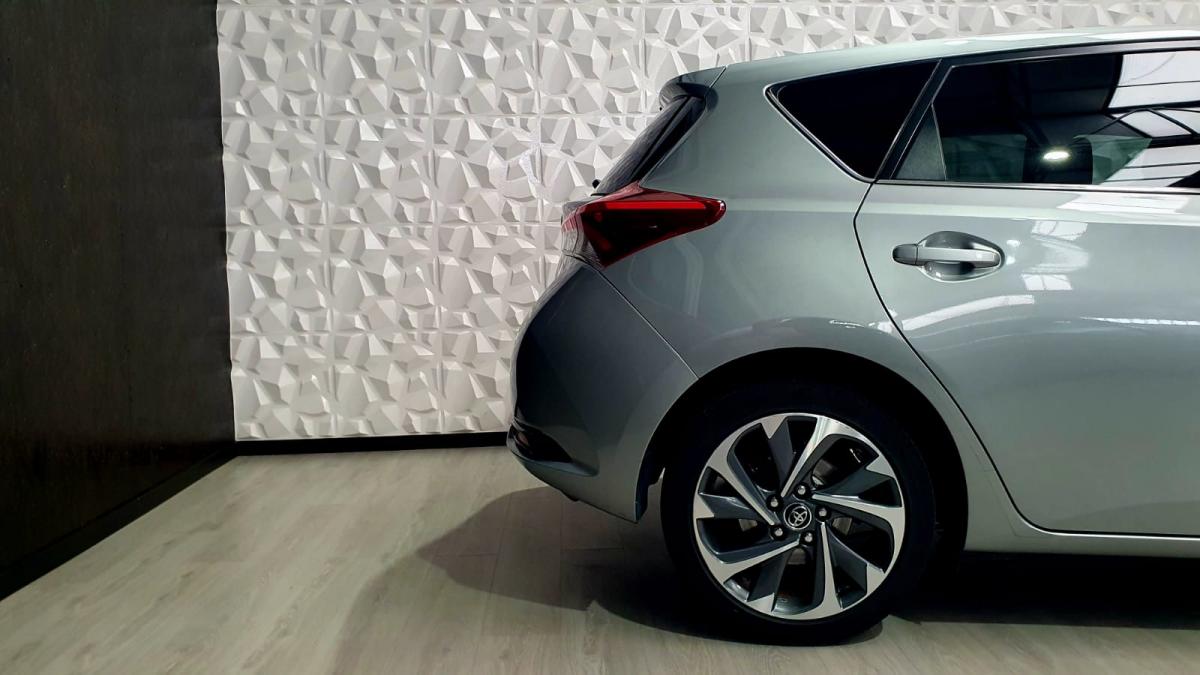 toyota-auris-2016-diesel-1364cc