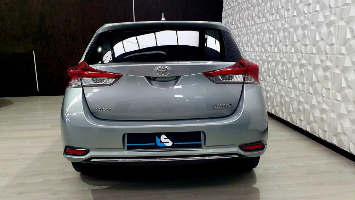 toyota-auris-2016-diesel-1364cc