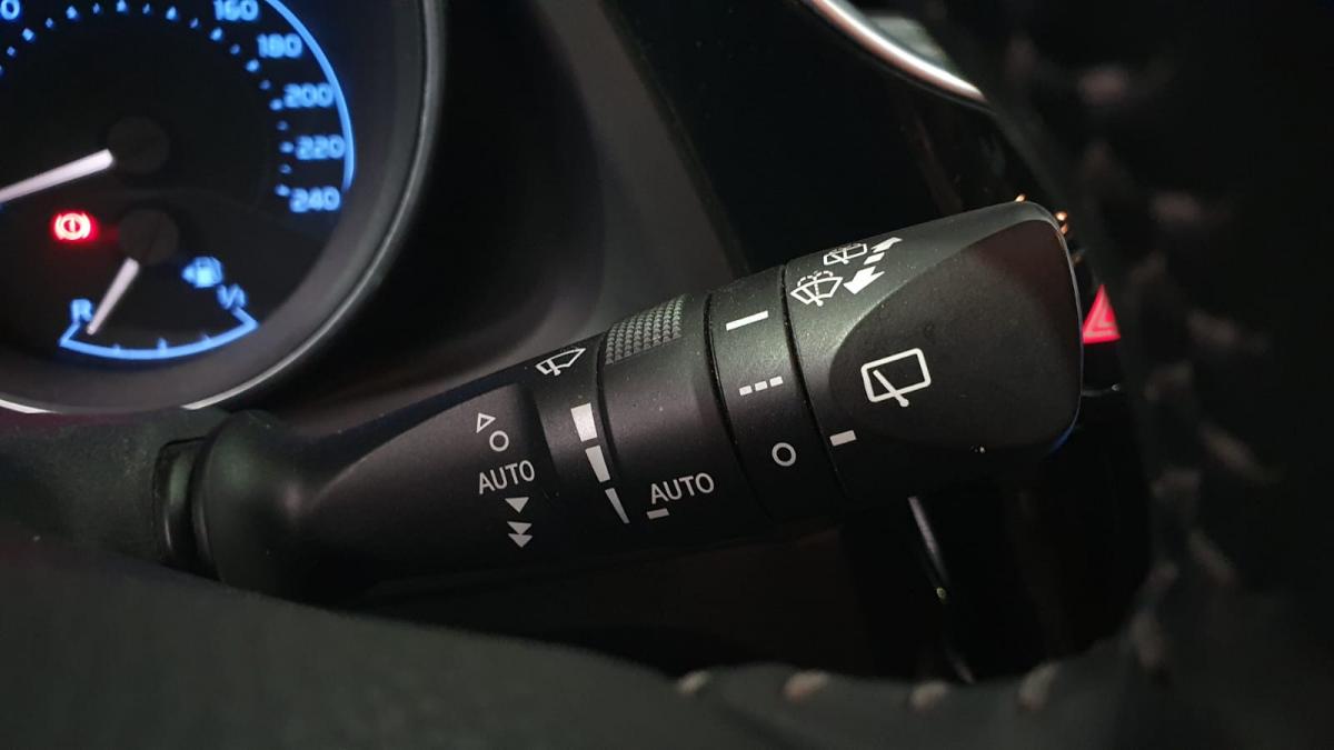 toyota-auris-2016-diesel-1364cc