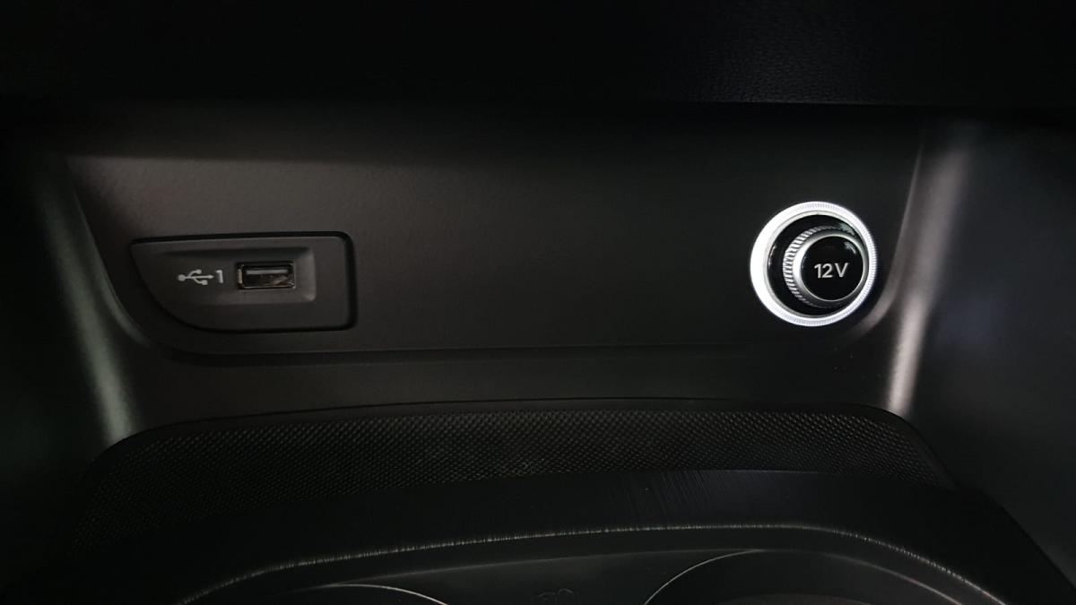 audi-a3-sportback-2017-diesel-1598cc