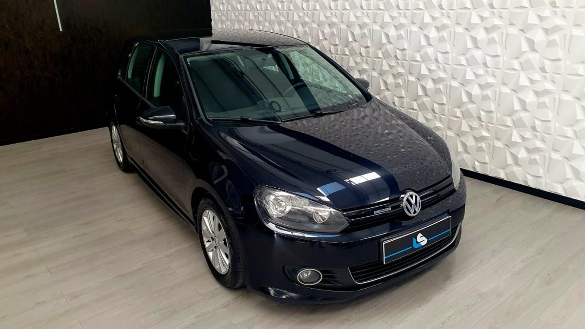 volkswagen-golf-2010-diesel-1598cc