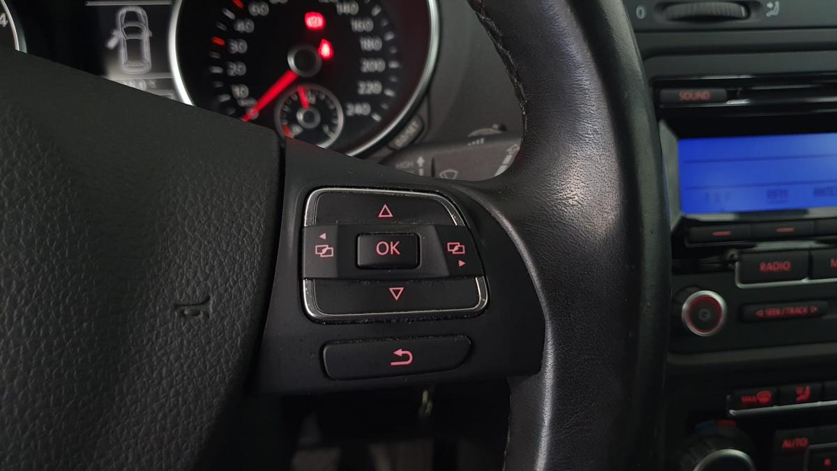 volkswagen-golf-2010-diesel-1598cc