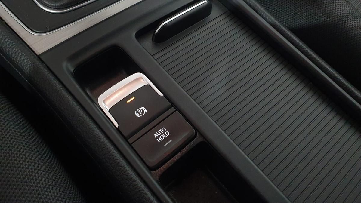 volkswagen-golf-2014-diesel-1598cc