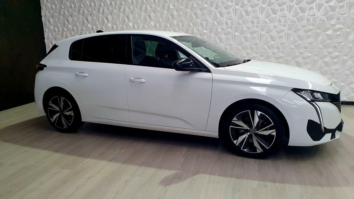 peugeot-308-2022-diesel-1499cc