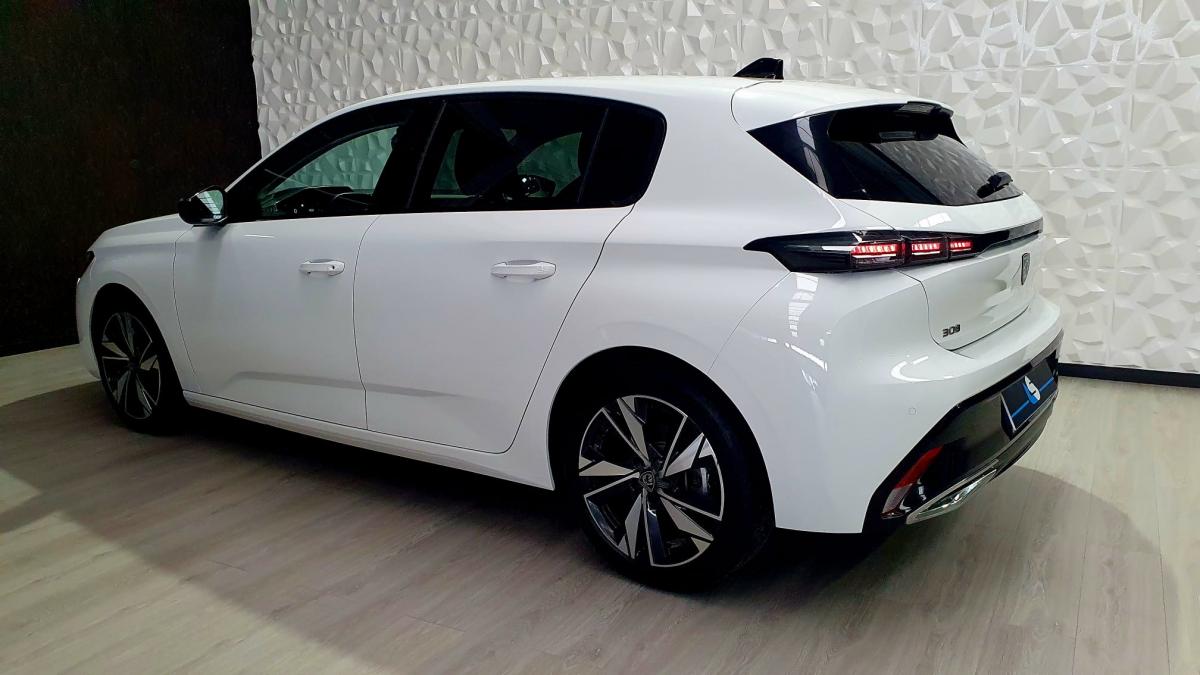 peugeot-308-2022-diesel-1499cc