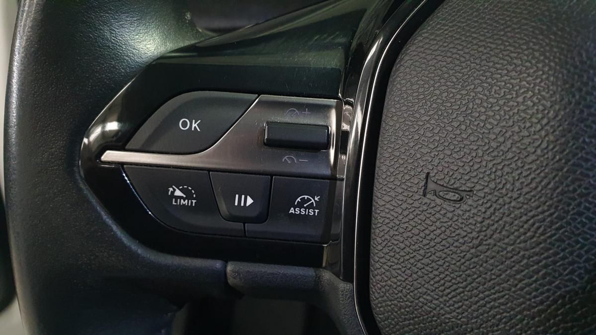 peugeot-308-2022-diesel-1499cc