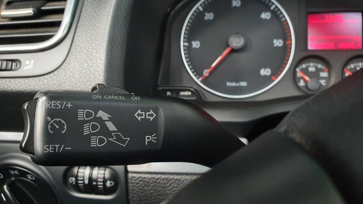volkswagen-eos-2009-diesel-1968cc