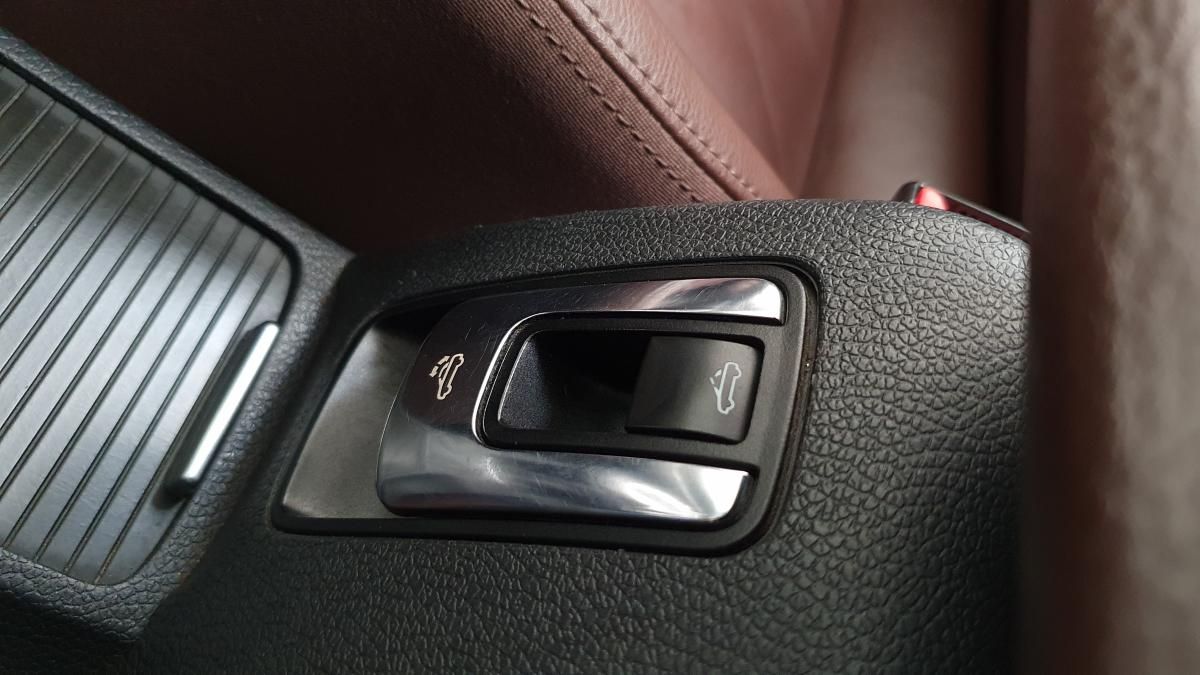 volkswagen-eos-2009-diesel-1968cc