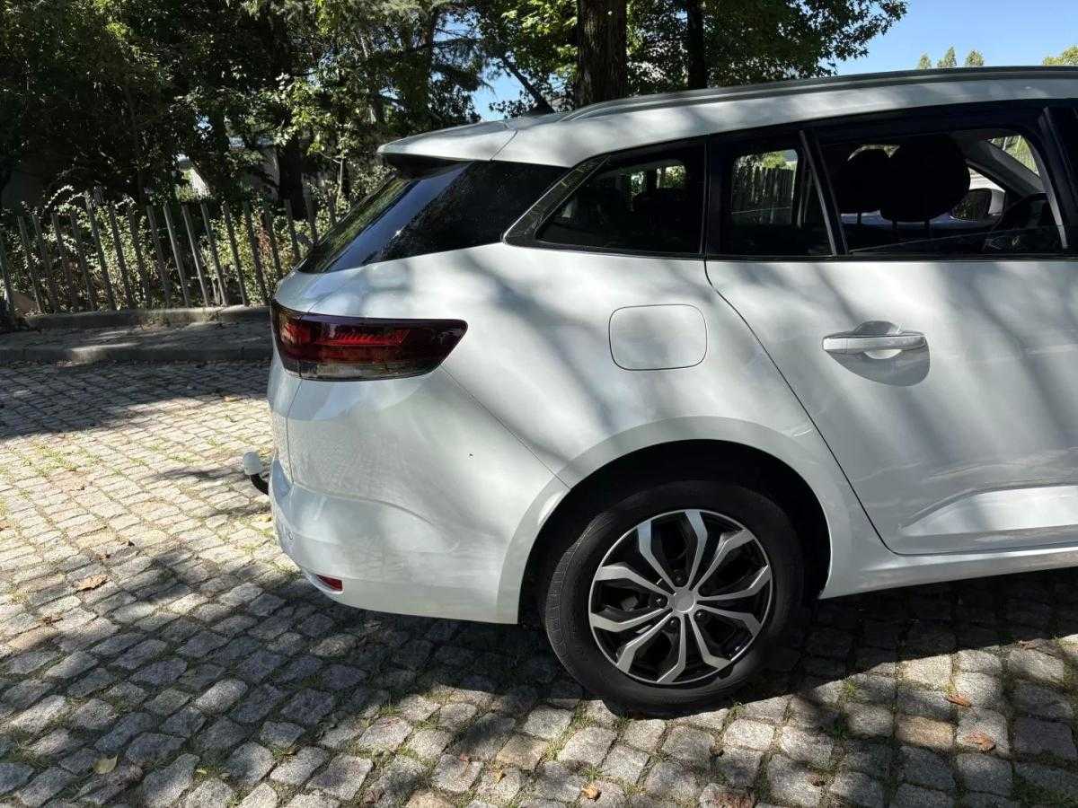 renault-megane-2022-diesel-1461cc