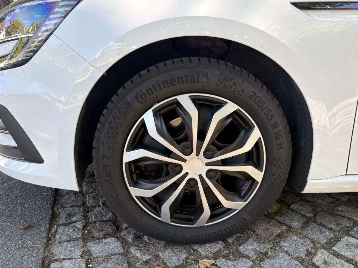 renault-megane-2022-diesel-1461cc