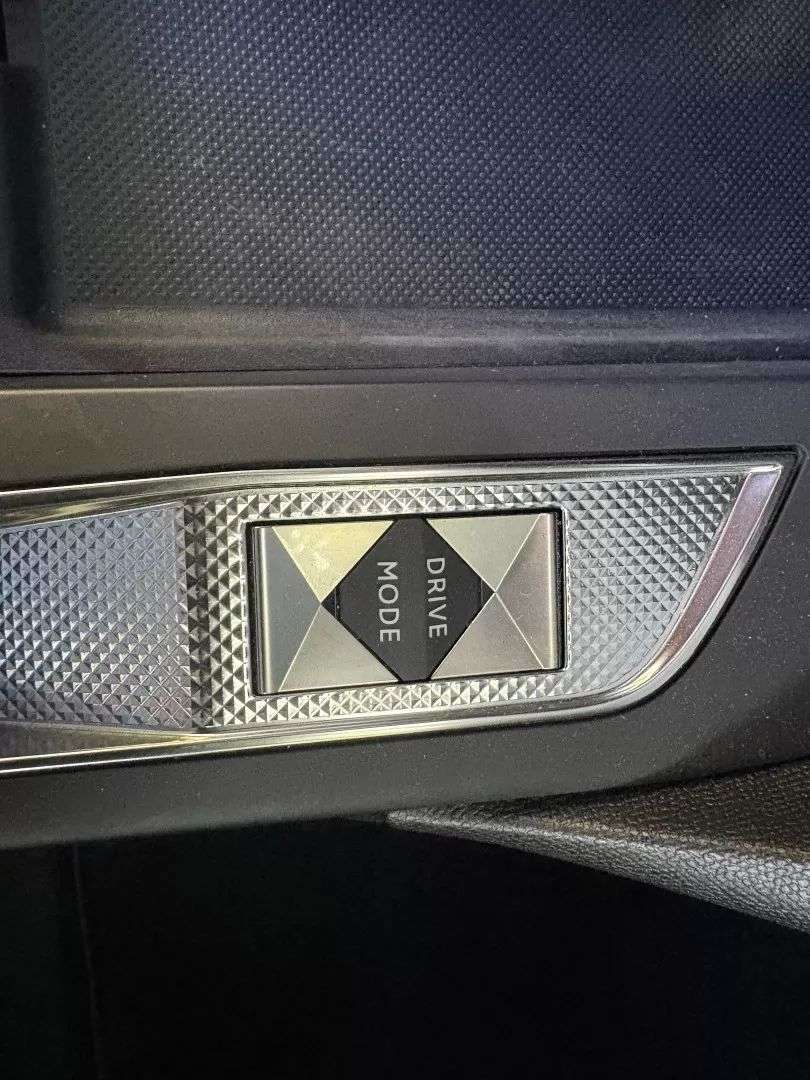 ds-ds-3-crossback-2023-eletrico-0cc
