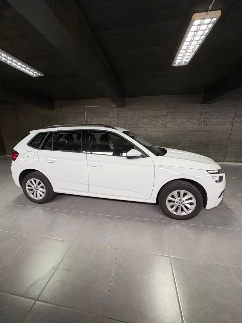 skoda-kamiq-2023-gasolina-999cc