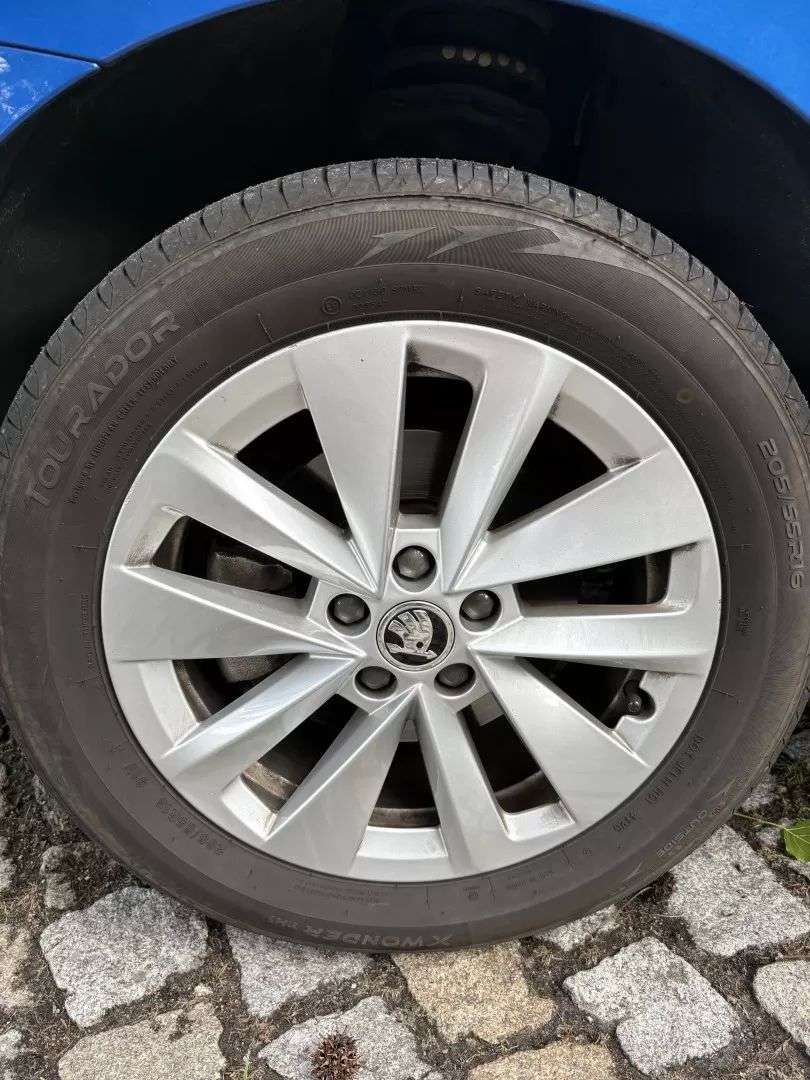 skoda-scala-2024-gasolina-999cc