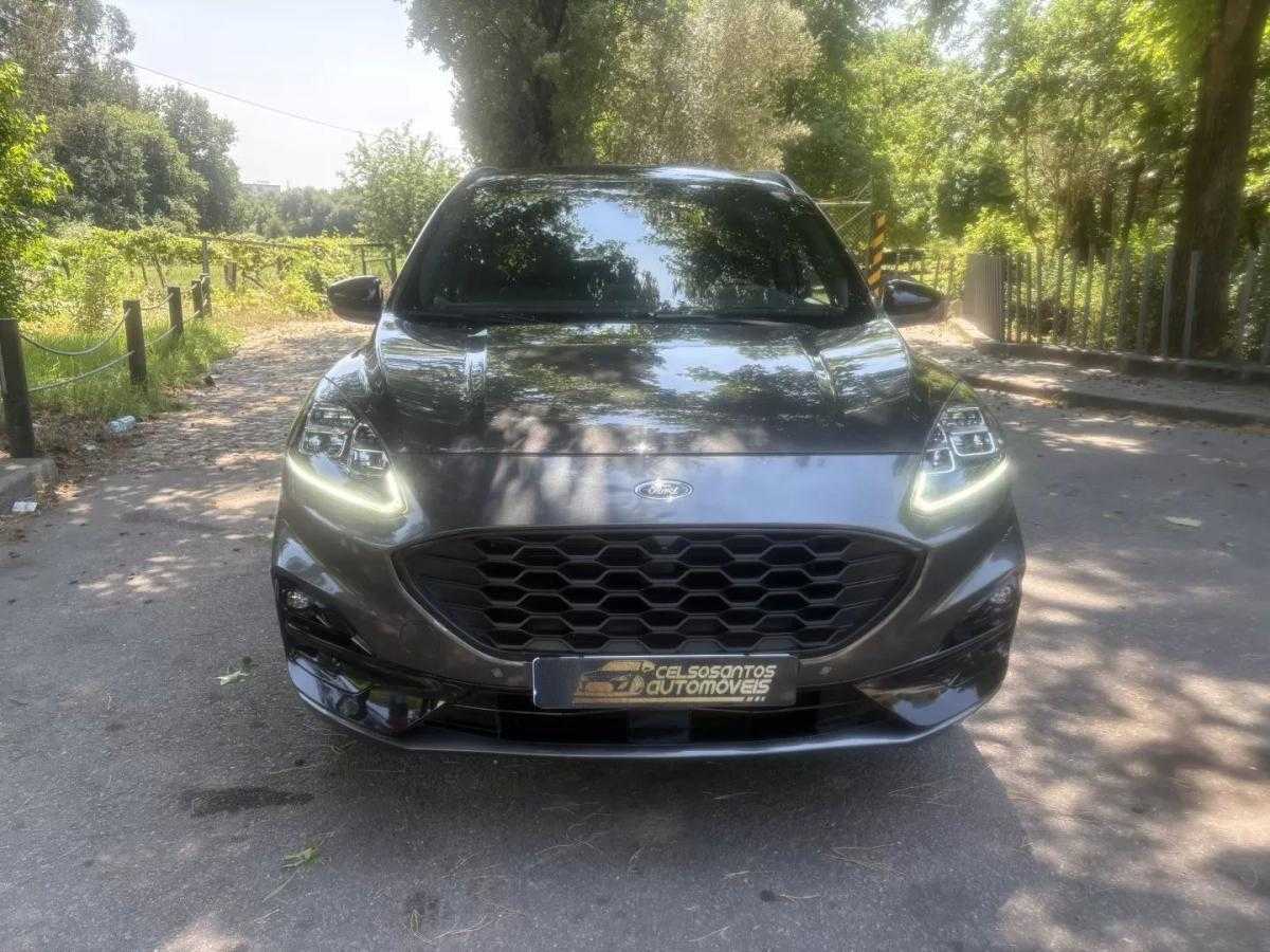 ford-kuga-2023-gasolina-1499cc