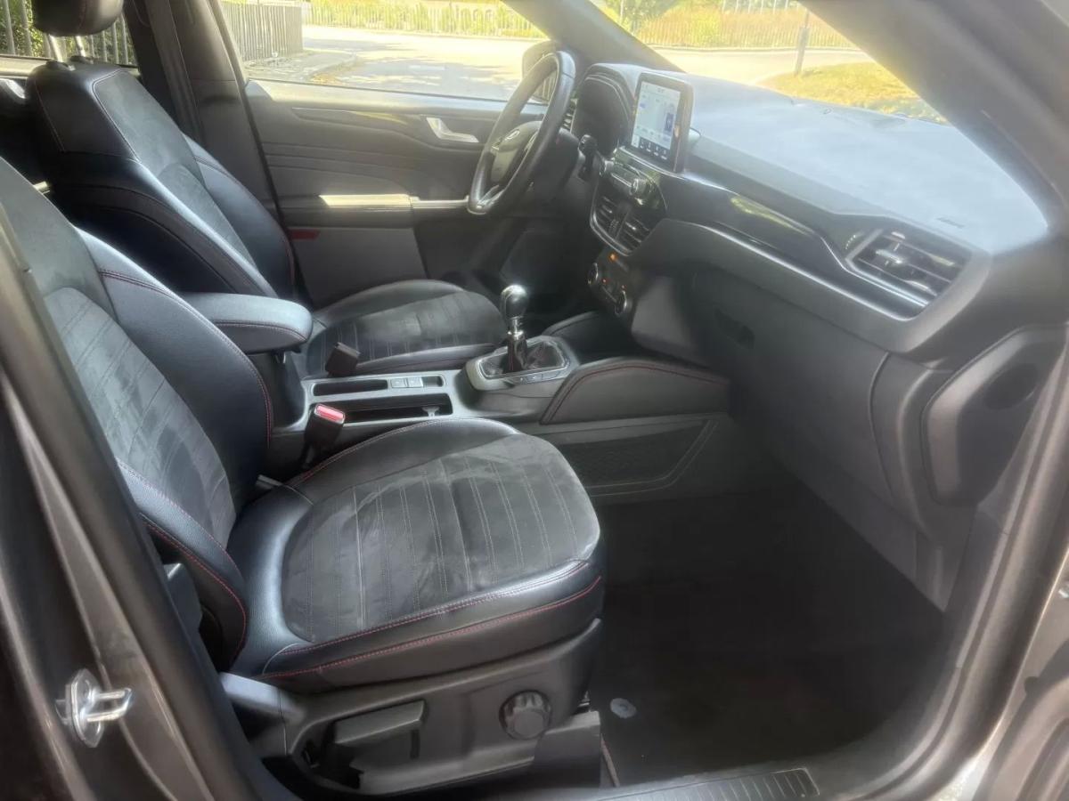 ford-kuga-2023-gasolina-1499cc